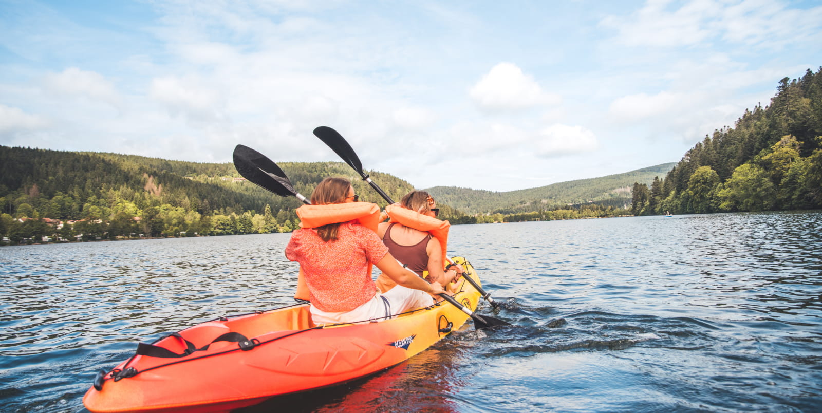 Activités nautiques sur le lac de Longemer