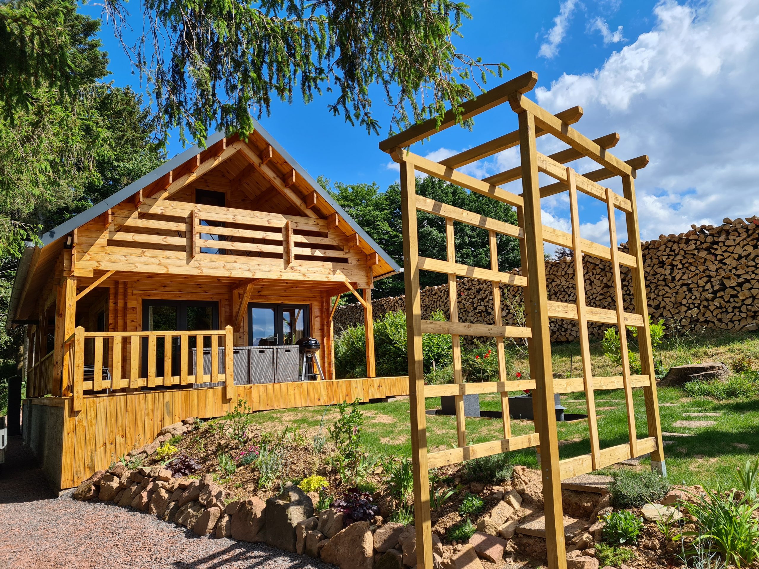 Chalet Aura & jacuzzi, an exceptional holiday home | Explore Grand Est