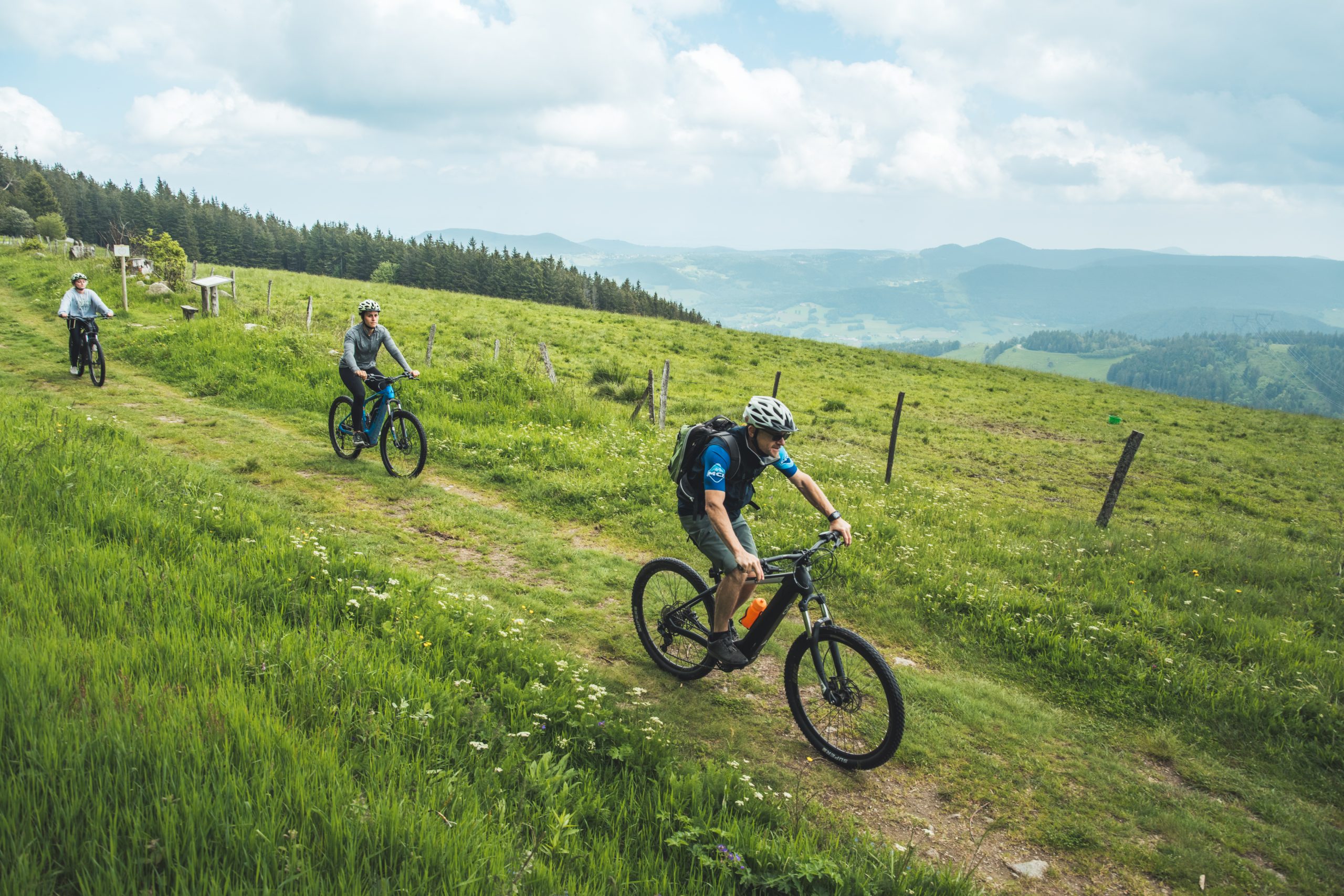 Escursione guidata in mountain bikeCon Go Loisirs, godetevi un’escursione  in mountain bike accompagnata nell’Alsazia centrale! Scoprite la valle del 