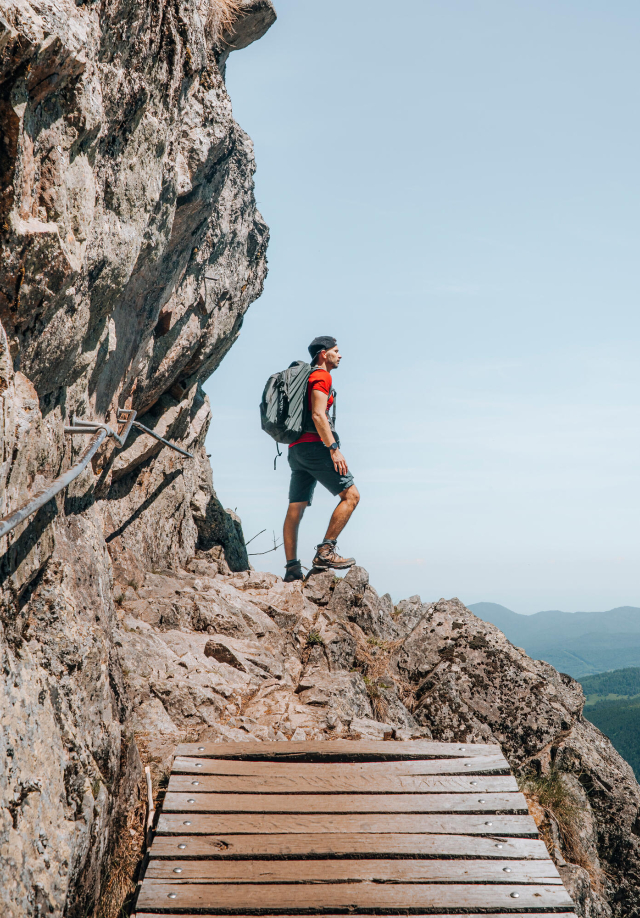 Randonner sur le sentier des roches