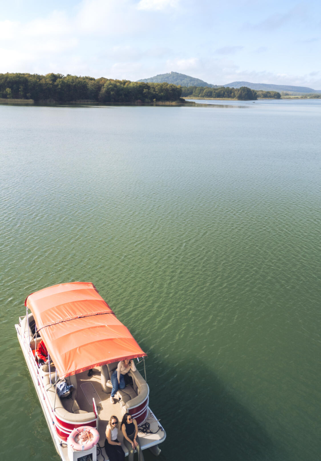 Balade en bateau sur le lac de Madine
