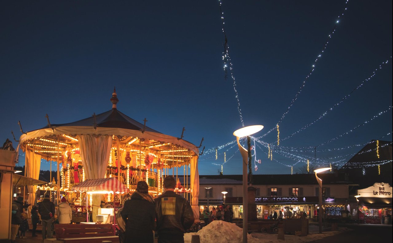 Carrousel de Noël à Gérarmder