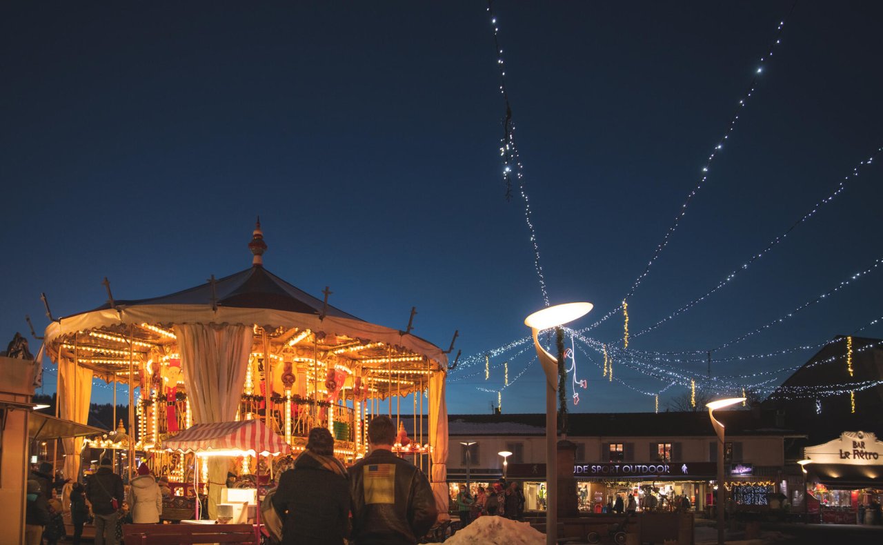 Carrousel de Noël à Gérarmder