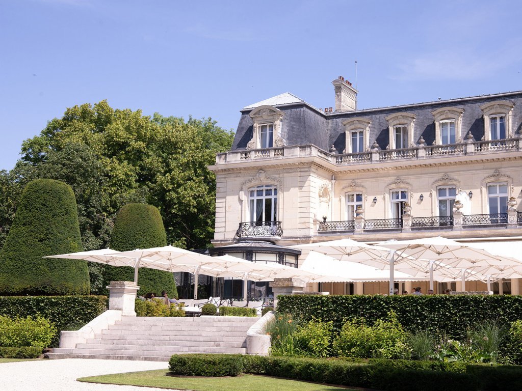 Le Domaine Les Crayères, la terrasse