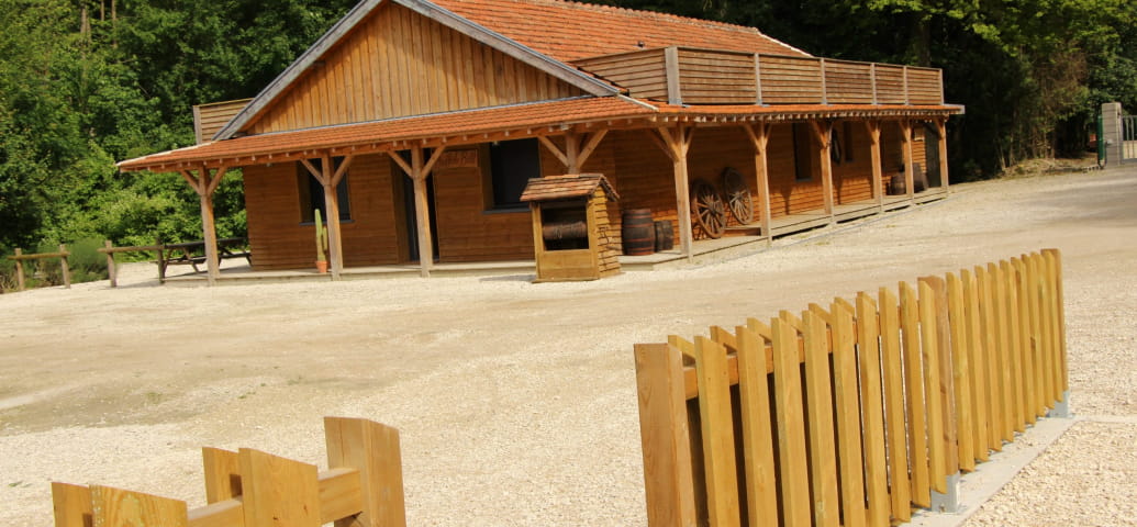Stay in a cottage at Western City in Barberey-Saint-Sulpice