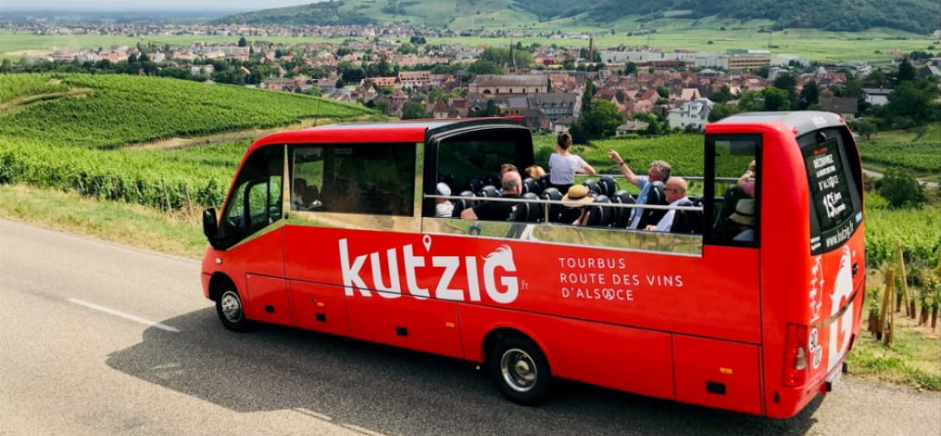 Le Kut'Zig, bus cabriolet sur la Route des Vins 