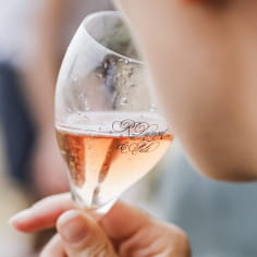 Dégustation du champagne rosé