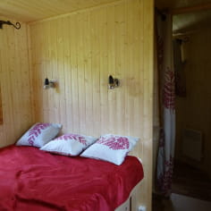 Vacanze in coppia nel Cuveau Insolite del campeggio Belle Hutte a La Bresse