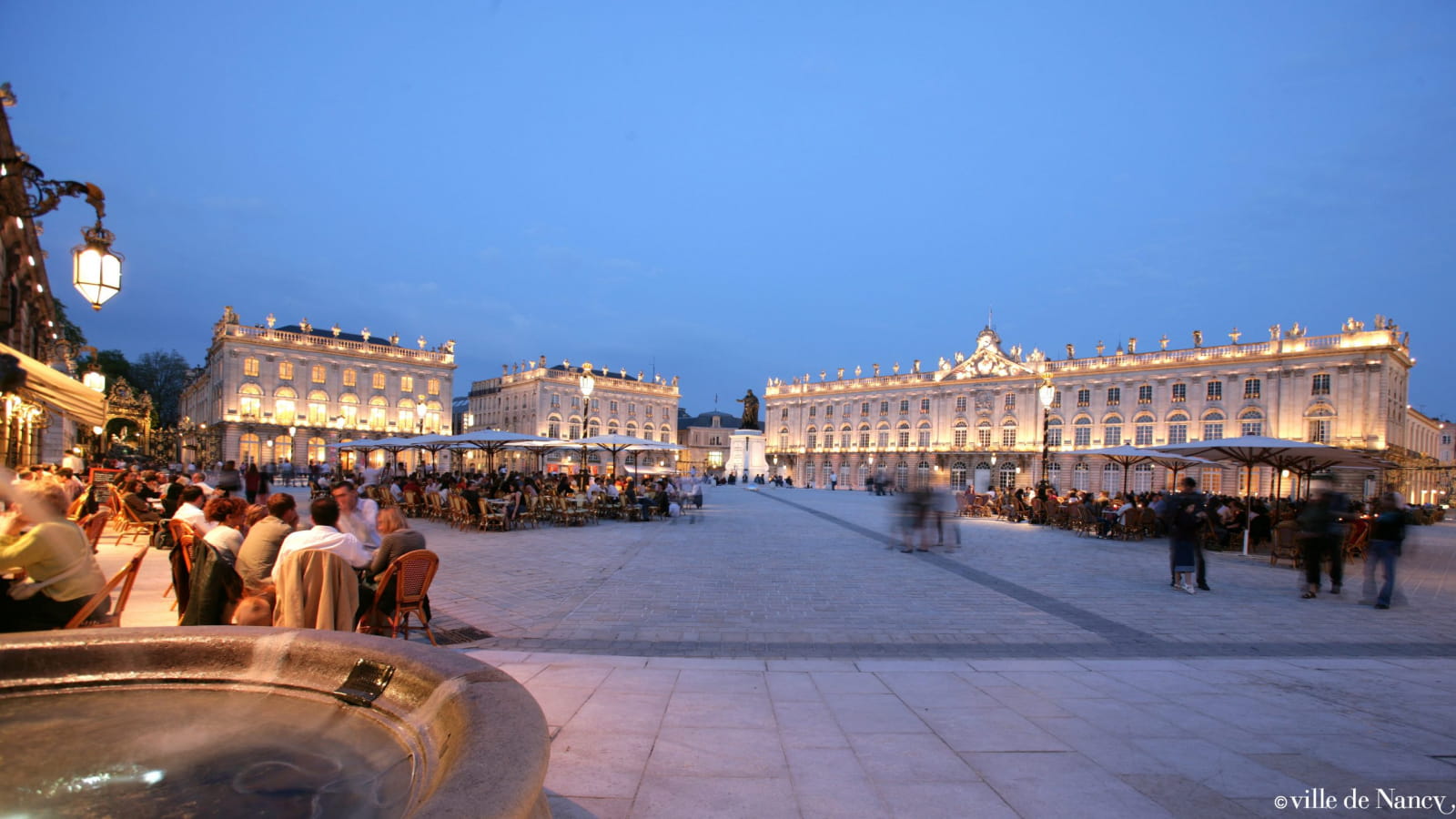 La Place Stanislas de nuit à Nancy