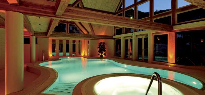 Swimming pool hotel spa Alsace