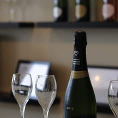 Visite, dégustation & lunch champenois au Champagne Bauchet
