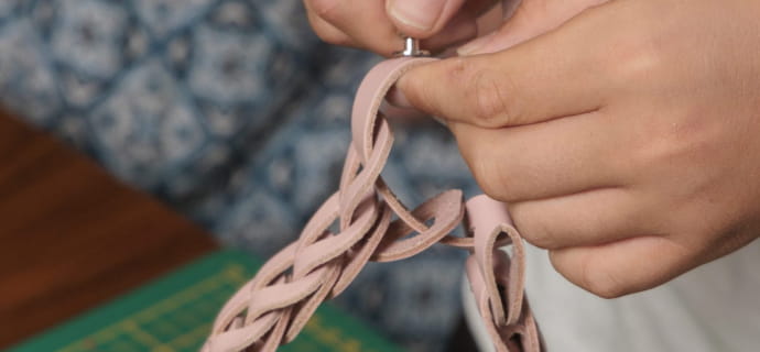 Atelier maroquinerie - Création d'une anse personnalisée en cuir