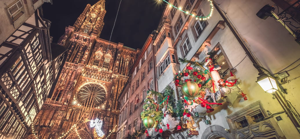 Cathedrale et rue Merciere Strasbourg Noël