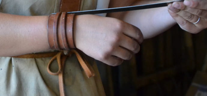 Leather work workshop - Creation of a strength bracelet