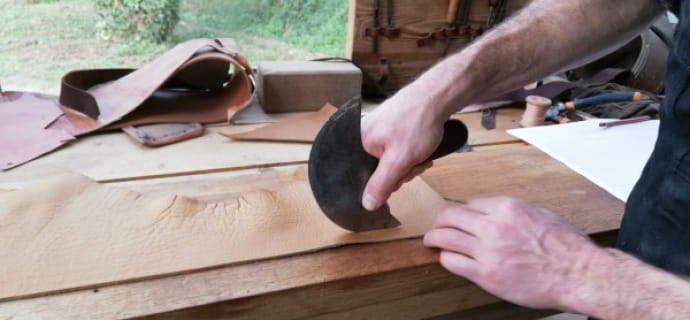 Atelier - Fabrication d'un tablier en cuir