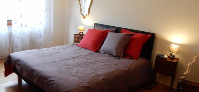 slaapkamer met 1 tweepersoonsbed 160x200 cm