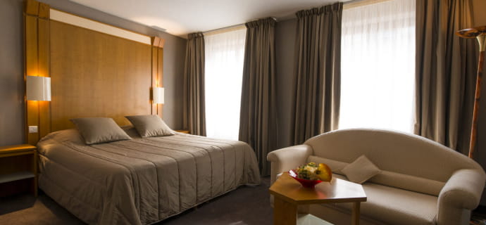 Discover the region and spend the night at the Hôtel Europe in Saverne