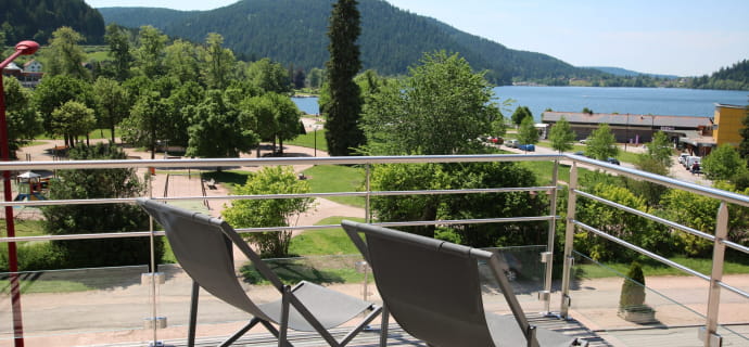 terrasse vue sur le lac