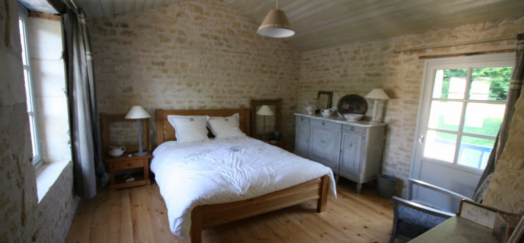 Master bedroom - Gîte d'Herbeauchamp