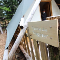 Eintritt - Trapperzelt - Les Cabanes du Lac de Pierre Percée