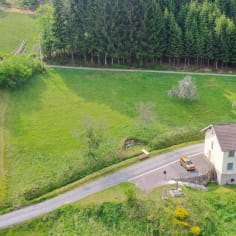 Gîte du Mourot : situé dans les Hautes Vosges, superbe appartement à l'étage d'une maison entièrement rénovée avec vue imprenable sur la vallée à 15 km de Gérardmer.