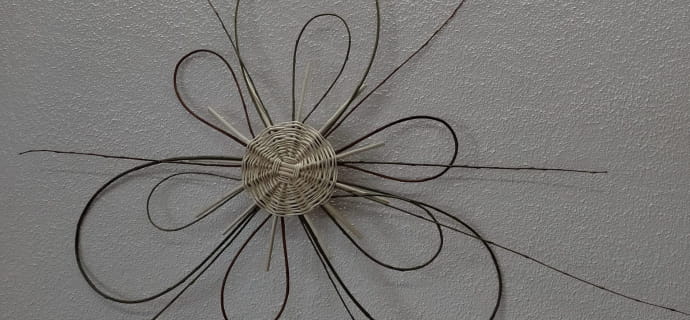 Create your own wicker flower with Delphine