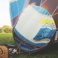 Hot-air balloon flight - Champagne Cuillier