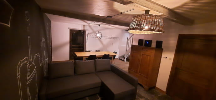 Wohnzimmer - Blick 2 - Unterkunft La Houblonnière